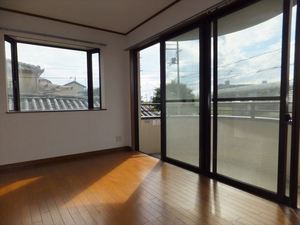 E]202 m2.JPG